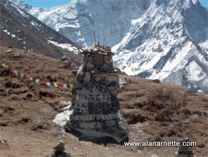 A memorial to a Sherpa who died on Everest