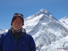 DSC_4105 Alan inspecting Everest from Pumori yesterday