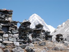 Sherpa Memorials