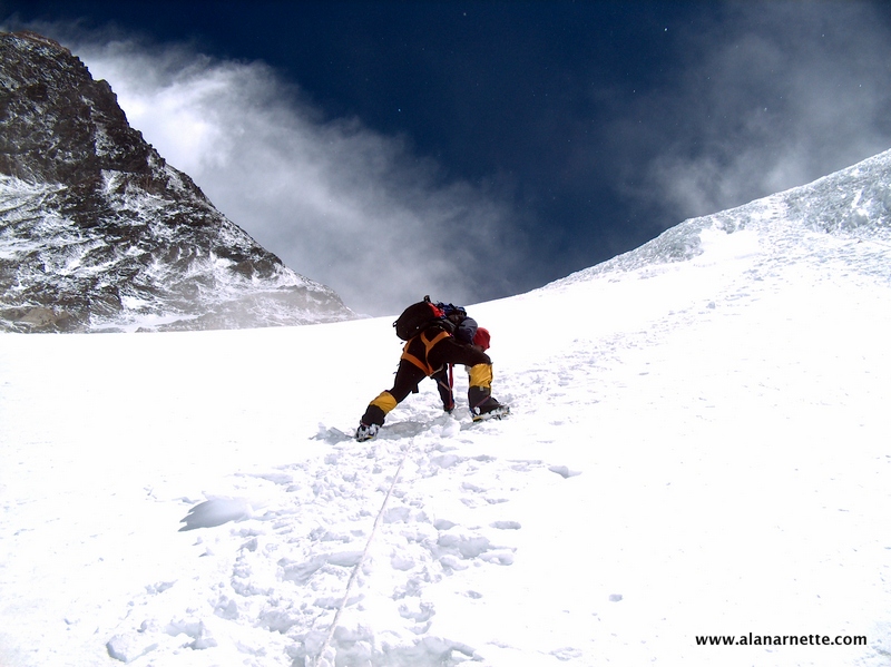 Fixing the Rope of the Lhotse Face