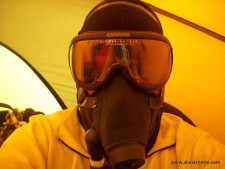 Alan with Poisk oxygen mask on Everest in 2002