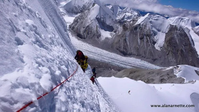 K2 Traverse