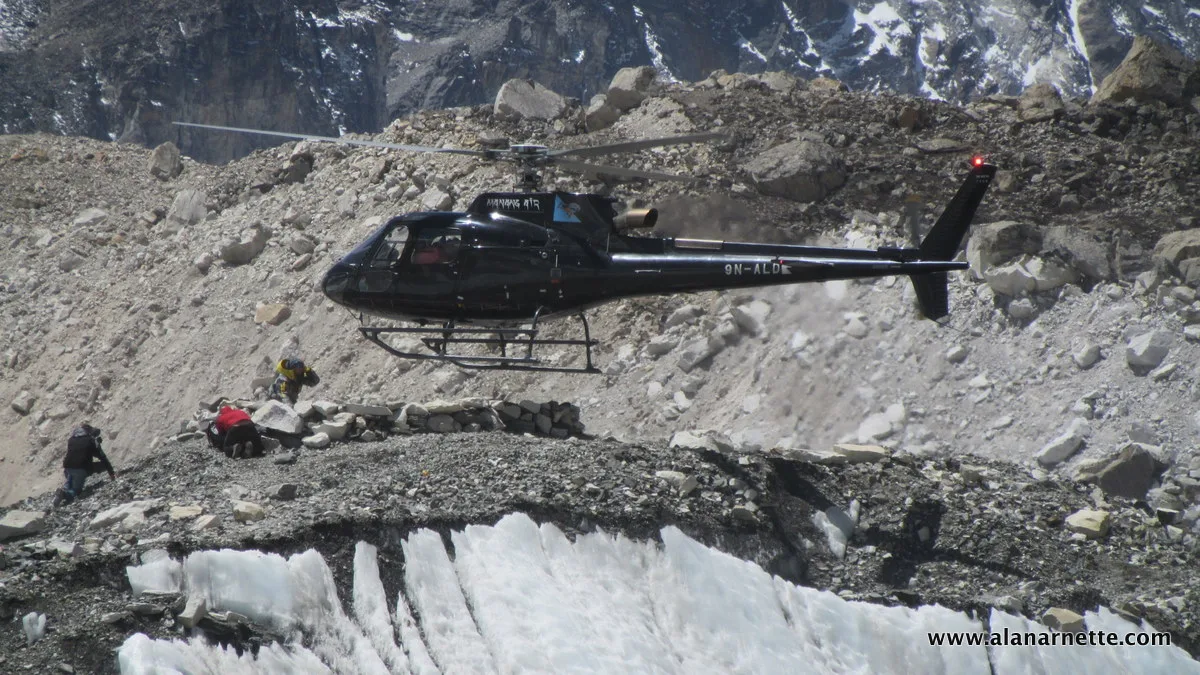 Helicopter Everest 2016