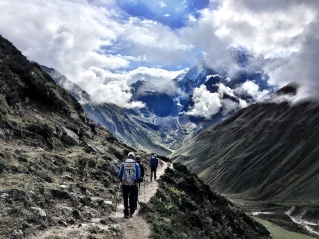 Trekking to Manaslu. Courtesy of Benegas Brothers Expeditions
