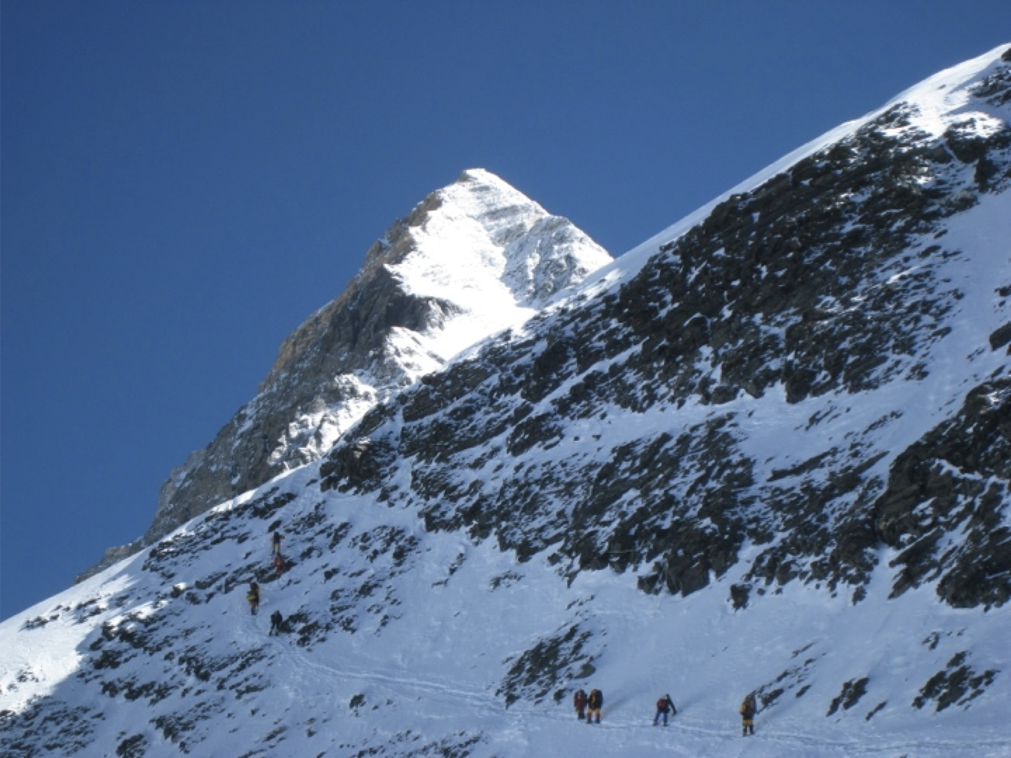 Everest SE Ridge from Geneva SpurEverest SE Ridge from Geneva Spur
