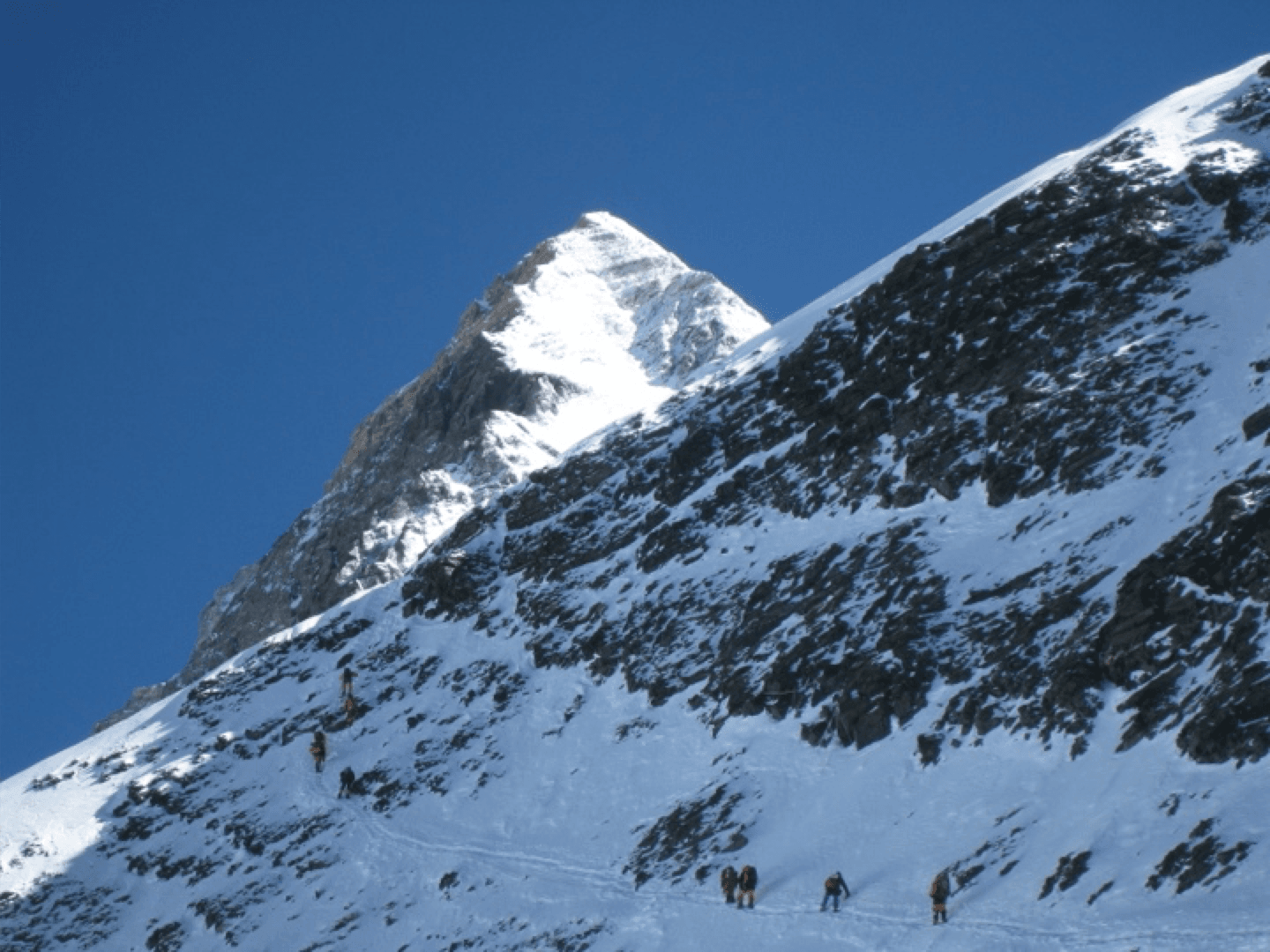 Everest SE Ridge from Geneva SpurEverest SE Ridge from Geneva Spur