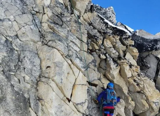 Part of the Icefall Bypass on Nuptse. Courtesy of marc Batard