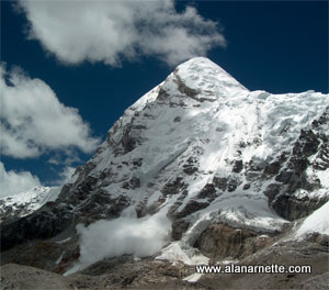 Pumori avalanche from Everest Basecamp